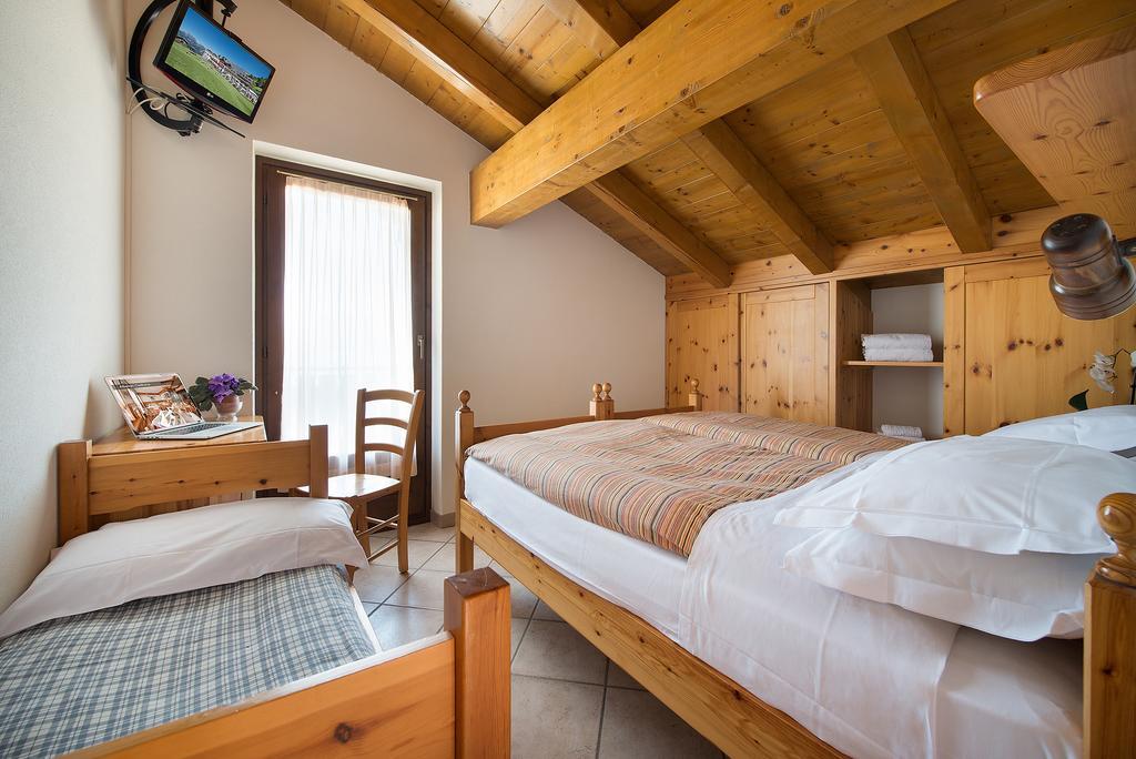 Hotel Gallo Cedrone Valdisotto Cameră foto